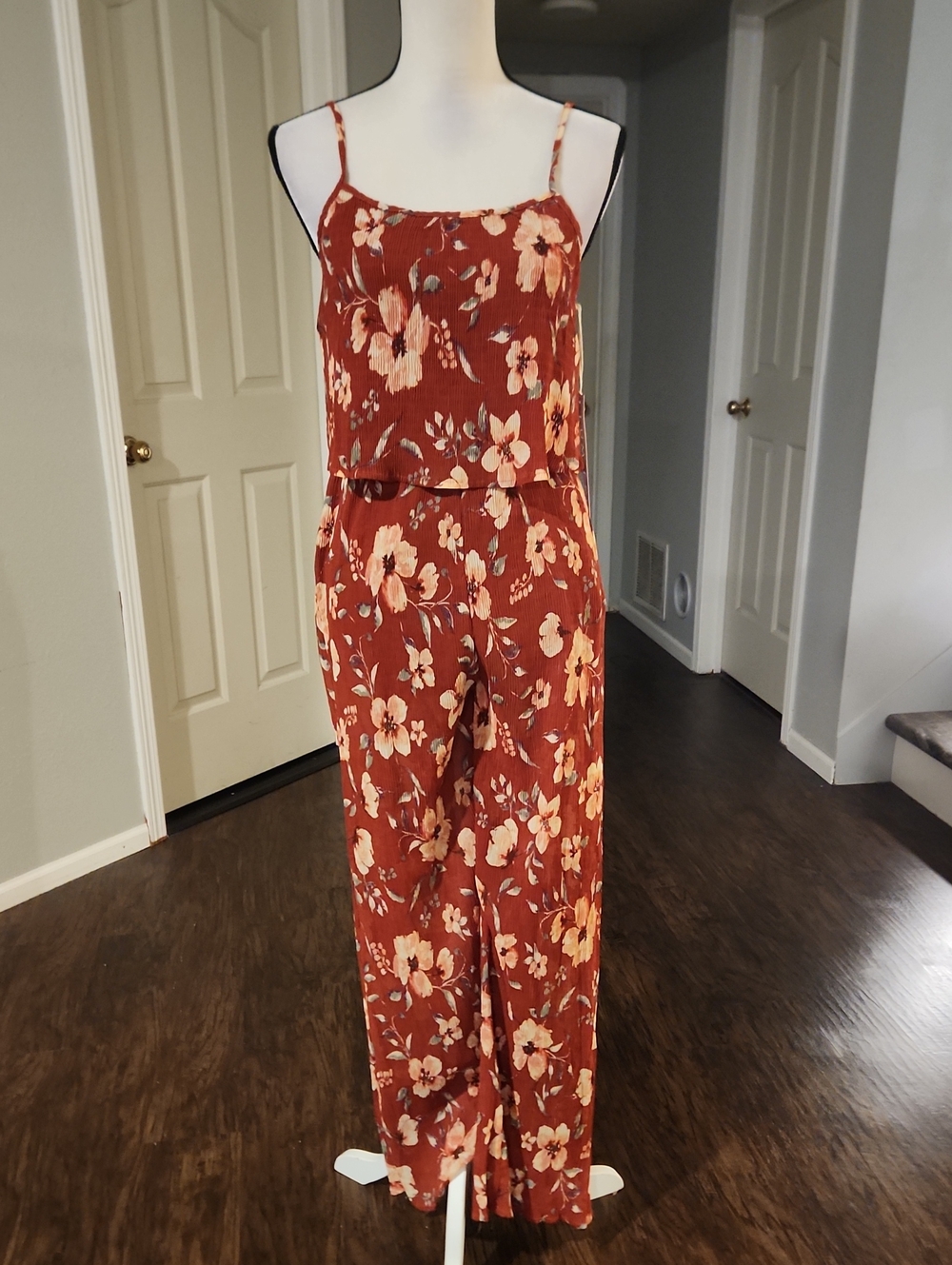 NWT lumiére Maroon Floral Jumpsuit